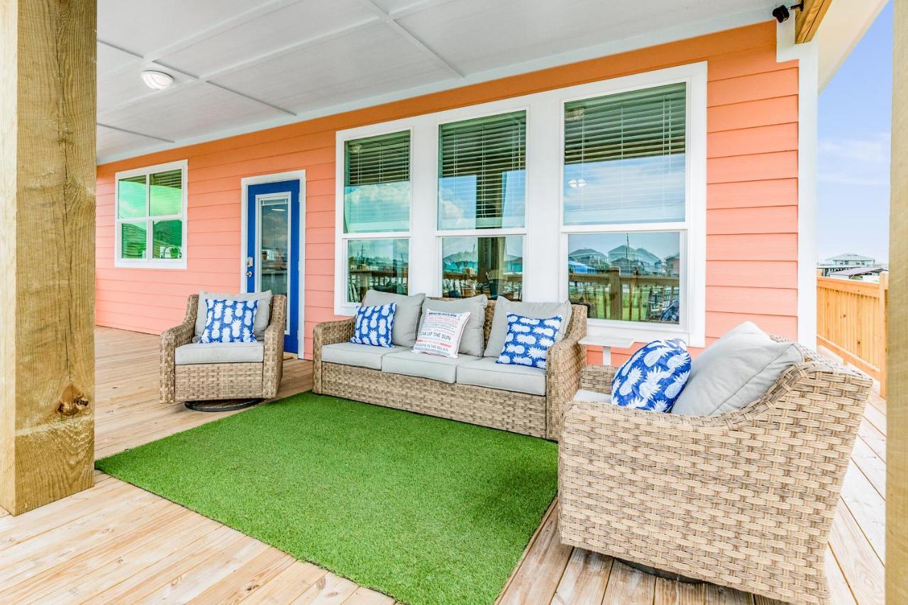 Knot 2 Crabby Villa Crystal Beach Exterior photo